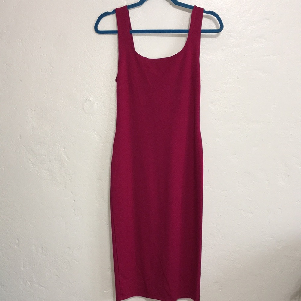 POPULAR BASICS FUCHSIA BODY CON EXPOSED ZIPPER DRESS SIZE M